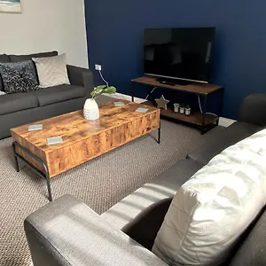 Sleepover 5 Free Parking Sleeps 6 Apartment Blackpool